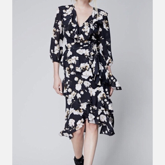 Alice + Olivia Dresses & Skirts - Alice & Olivia Kye Ruffle Floral Print Crepe Midi Dress